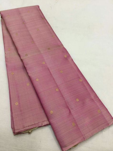 Pure kanchipuram silk  Cost:.16500 inr Whatsapp:  91 7019277192 Borderless Kanchipuram Sarees, Onion Colour Saree, Grey Colour Saree, Onion Colour, Kerala Traditional Saree, Onion Skin, Kanjivaram Sarees Silk, Cotton Saree Blouse Designs, Cotton Saree Blouse