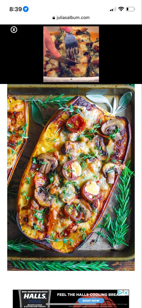 Sausage Stuffed Spaghetti Squash, Spaghetti Squash Sausage, Spaghetti Squash With Spinach, Sausage And Spaghetti Squash, Roasted Spaghetti Squash, Stuffed Spaghetti Squash, Sausage And Spinach, Italian Sausage Pasta, Cozy Dinner