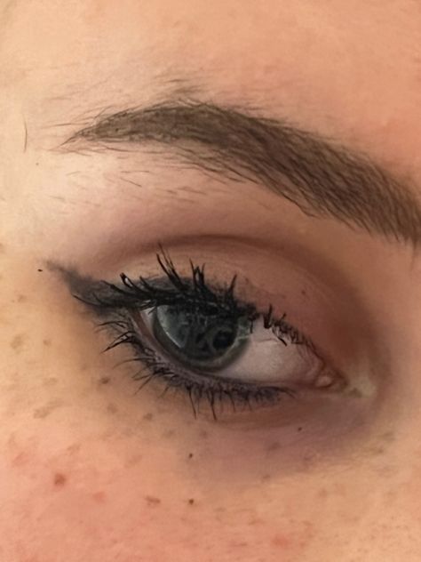 White Eyeliner With Black Eyeliner, Water Line Eyeliner, Black Smokey Eyeliner, Eyeliner Grunge, Eyeliner Inspo, Make Up Aesthetic, Smoky Eyeliner, Eye Eyeliner, Eyeliner Ideas