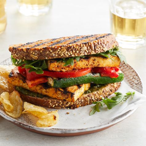 Grilled Veggie, Tofu & Pesto Sandwich Iron Diet, Grilled Vegetable Sandwich, Cholesterol Meals, Easy Tofu, Tofu Sandwich, Mediterranean Breakfast, Pesto Sandwich, Med Diet, Mediterranean Meals