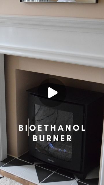 Holly Woodcock on Instagram: "We’ve had our bioethanol fire for over a year now and have been really happy with it so thought I’d share a few details about it as they seem to be a popular topic I’m a huge fan of traditional wood-burning stoves and have had them in past houses. With this house being a new build with no chimneys however, installing one here was out of the question so when we moved in I started to look at other options We went for a bioethanol in the end for the following reasons: 🔥 It doesn’t need a chimney or flu 🔥 No installation costs, it’s a freestanding burner that works wherever (no electric needed either) 🔥 Eco friendly option - bioethanol fuel is clean and has no harmful emissions 🔥 No cleaning needed 🔥 Inexpensive to run (compared to wood or gas fires) - we use Bio Fuel Fires, Bio Ethanol Stove, Bioethanol Fireplace Living Rooms, Ethanol Fireplace Living Room, Bio Ethanol Fireplace Ideas, Electric Wood Burning Stove, Bioethanol Stove, Bioethanol Fire, Biofuel Fireplace