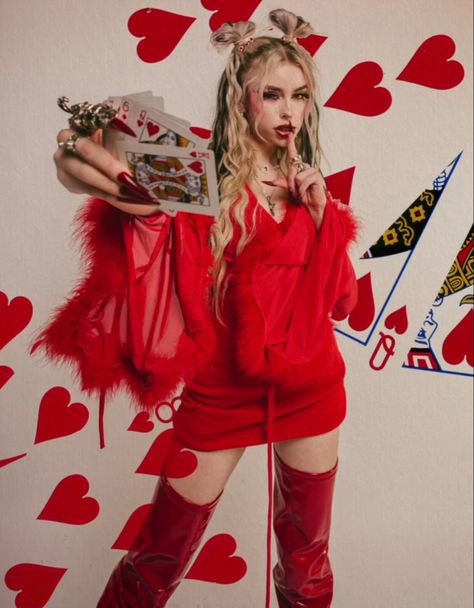 Vogue Valentines Editorial, Heart Lollipop Photoshoot, Valentine Aesthetic Photography, Mens Valentines Day Photoshoot, Unique Valentines Photoshoot, Valentine’s Day Theme Photoshoot, Moody Valentines Shoot, Valentine Shoot Ideas Photoshoot Women, Deck Of Cards Photoshoot