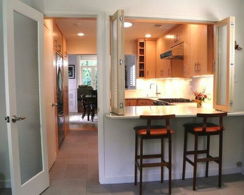 Kitchen hatch. Bi-fold glass doors. Kitchen Pass Through Window, Pass Through Kitchen, Kitchen Pass Through, Semi Open Kitchen, Kitchen Pass, Open Kitchen And Living Room, Kitchen Room Design, Kitchen Doors, Kitchen Diner