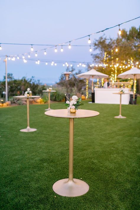 A Romantic Minimalistic Marriage ceremony at Saddlerock Ranch with Impartial and Gold Hues Check more at https://howcandothis.com/weddingideas/a-romantic-minimalistic-marriage-ceremony-at-saddlerock-ranch-with-impartial-and-gold-hues/ Tent Cocktail Party, Cocktail Reception Table Decor, Backyard Cocktail Hour Wedding, Neutral Outdoor Wedding Decor, Decorating Backyard For Party, Outside Wedding Cocktail Hour, Micro Wedding Cocktail Reception, Cocktail Hour Backyard Wedding, Cocktail Party Outdoor