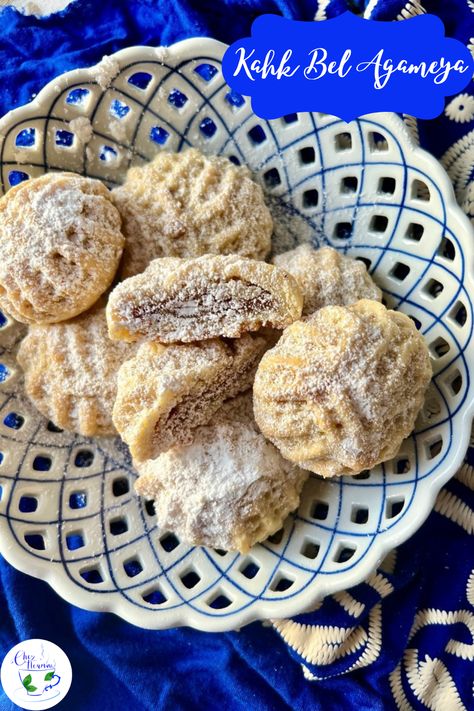 Meet the cookies that leave Egyptian religious feast tables incomplete. Kahk Bel Agameya are flaky cookies filled with Agameya, a candy like stuffing made up of ghee, flour, sesame, and nuts. The blog post linked below will take you on a step-by-step journey on learning how to make these festive Egyptian cookies. Kahk Recipe, Egyptian Cookies, Festive Cookies, Spice Shop, Egyptian Food, Filled Cookies, Eastern Cuisine, Freezer Friendly, Recipe Boards