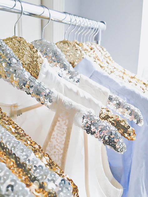 Sequin Hanger, Clothes Hanging, Love Sparkle, Glitter Bow, Sparkles Glitter, Glitz And Glam, Diy Dress, Halle, Hangers