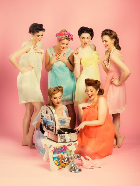 Vintage Style Hen Party Ideas - Vintage Styling | onefabday.com Retro Bridal Showers, Hen Party Ideas, Hen Night Ideas, Retro Bridal, Hens Night, Retro Wedding, Vintage Party, 인물 사진, Hen Party