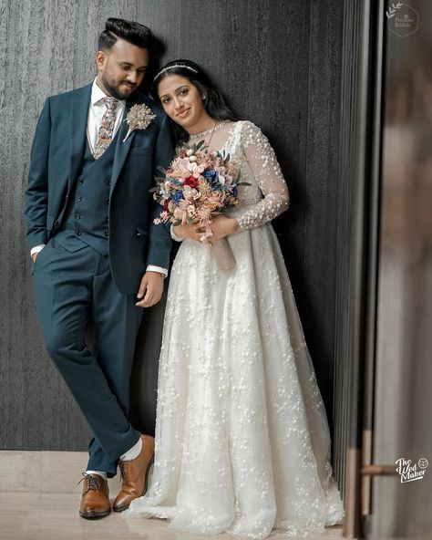 Christian Groom Outfit, Catholic Couple, Church Wedding Photography, Wedding Stills, Latest Bridal Blouse Designs, Groom Wedding Dress, Marriage Couple, Wedding Pose, Bride Photoshoot