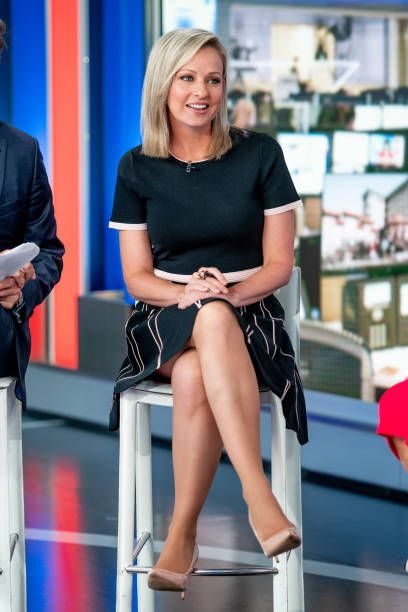 Dress And Stockings, Sandra Smith, Angie Dickinson, Louisiana State University, Louisiana State, Prince Harry And Meghan, Harry And Meghan, Fox News, Nice Tops