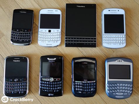 BlackBerry Passport vs. Keyboard BlackBerrys Blackberry Mobile Phones, Blackberry Phones, Blackberry Passport, Free Iphone Giveaway, Galaxy Tablet, Retro Gadgets, Retro Phone, Tech Products, Old Phone