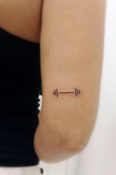 Cute Gym Tattoos, Weight Lifter Tattoo, Barbell Tattoo Ideas For Women, Gym Girl Tattoo, Powerlifting Tattoo, Dumbbell Tattoo, Free Tattoo Designs, Gorgeous Tattoos, Modern Tattoos