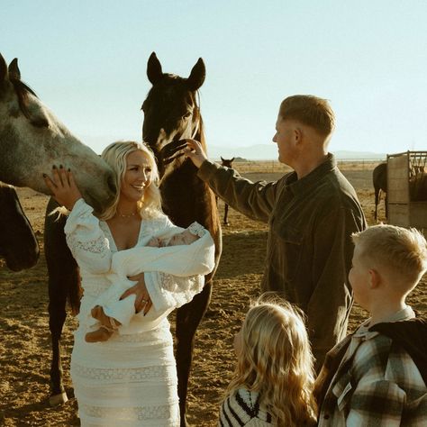 The Ranch with K + J’s Crew🤍🕊️ #utahphotography #familyphotos #familyphotographer #familyphotography #utahfamilyphotography #utahfamilyphotographer #ranchlife #ranchphotography #ranchphotographer Utah Family Photographer, Utah Photography, Ranch Life, S Crew, The Ranch, Family Photographer, Family Photography, Family Photos, Utah