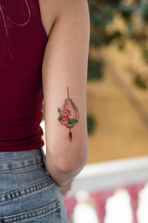 Lotus Lantern Tattoo by FARM Chinese Lantern Tattoo Traditional, Chinese Lantern Tattoo Design, Vietnam Lantern Tattoo, Vietnamese Hat Tattoo, Vietnamese Lantern Tattoo, Vietnamese Lotus Tattoo, Floating Lantern Tattoo, Paper Lantern Tattoo, Vietnam Tattoo Ideas