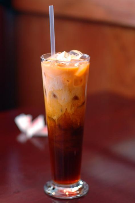 Thai Iced Tea easy DIY. Tai tea, cream, condensed milk, sugar, water, vanilla. Tai Tea, Thai Iced Tea Recipe, Chi Tea, Thai Iced Tea, Iced Tea Recipe, Iced Tea Recipes, Thai Tea, Tea Recipe, Think Food