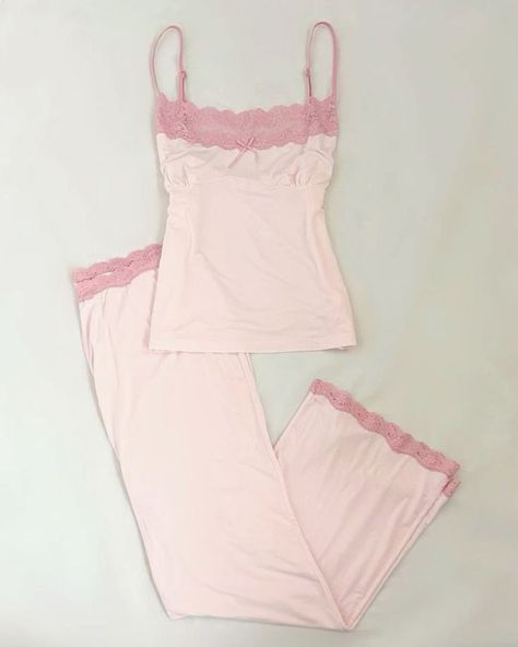 Vs Pj Set, Princess Pjs, Brazil Core, Vs Pajamas, Dream Wishlist, Sleep Clothes, Cute Pjs, 2000s Outfits, Dr Wardrobe