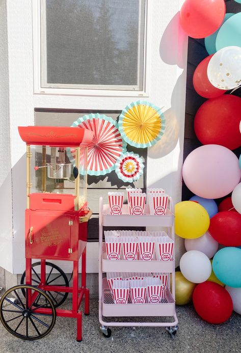 Carnival party popcorn cart Carnival Popcorn Stand, Diy Popcorn Cart, Popcorn Cart Ideas, Carnival Theme Party Decorations Diy, Concession Stand Birthday Party, Carnival Concession Stand Ideas, Popcorn Stand Ideas, Carnival Candy Table, Adult Carnival Birthday Party