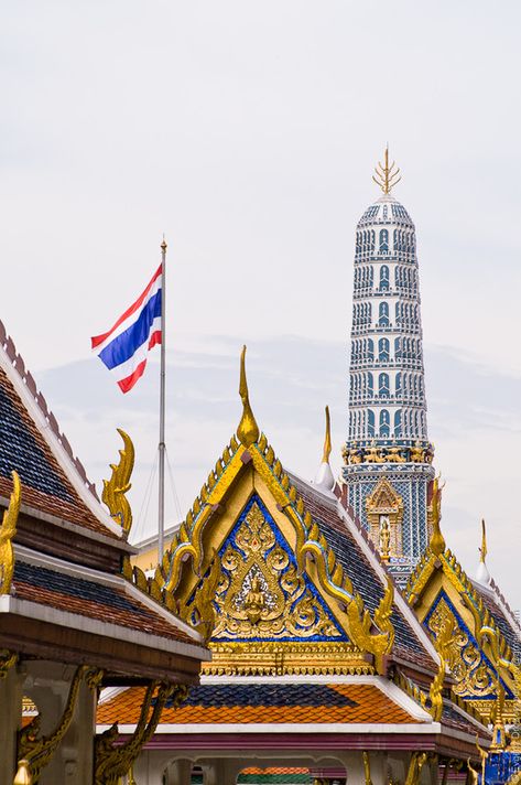 Thailand Flag Aesthetic, Thailand Wallpaper Aesthetic, Bangkok Wallpaper, Thailand Bangkok City, Bangkok Thailand Aesthetic, Thailand Landmark, Negara Thailand, Wallpaper Thailand, Thailand Travel Photography