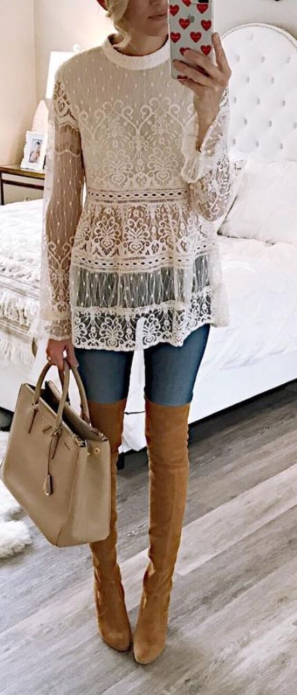 Lace Shirt Outfit, Tunic Fashion, Glasses Outfit, Tunic Outfit, Comfy Boots, Lace Tunic Tops, Winter Ideas, Peplum Styling, Lace Peplum