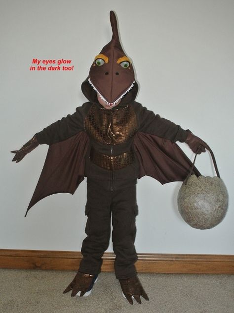 Kylans Pterodactyl Costume FRONT VIEW Pterodactyl Costume, Homemade Costumes For Kids, Dinosaur Halloween Costume, Dinosaur Halloween, Costume Works, Magic Treehouse, Dinosaur Costume, Animal Costumes, Halloween Costume Contest