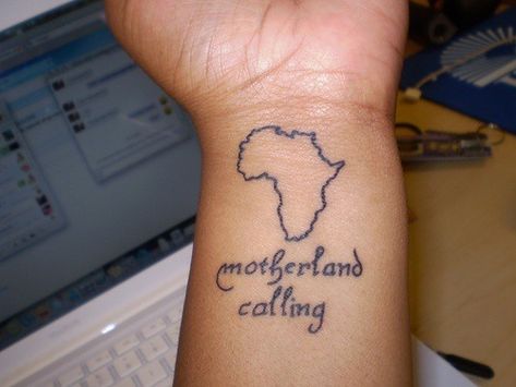 Africa Tattoo, Afro Tattoo, Tattoo On Wrist, Africa Tattoos, Mother Africa, African Tattoo, Cool Wrist Tattoos, Queen Tattoo, Wrist Tattoos For Guys