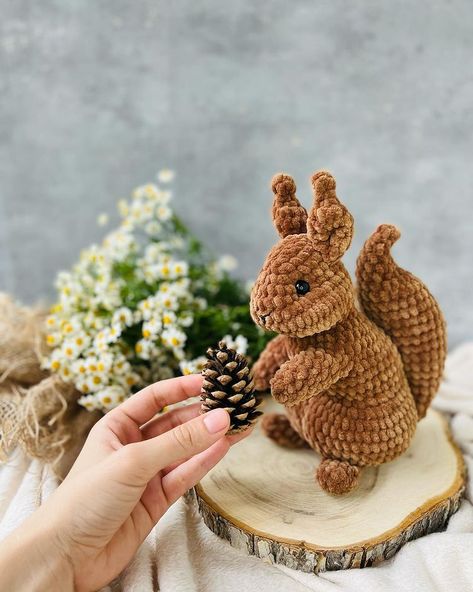 According to this pattern you can crochet a toy from any yarn. And master the rare technique of the one-piece toy. The squirrel is… | Instagram Knitted Top Outfit, New Year Symbols, Cute Squirrel, Amigurumi Free, Pdf Patterns, File Free, Craft Fair, Amigurumi Free Pattern, Crochet Patterns Amigurumi