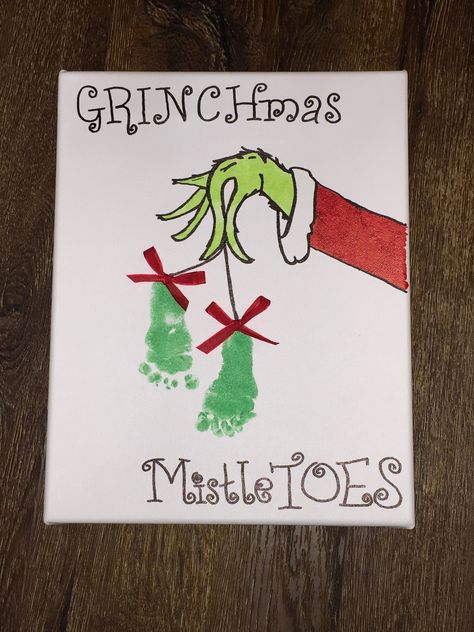 Christmas Hands And Feet Crafts For Kids, Hand Painted Turkey Kids, Thanksgiving Place Mat Crafts For Kids, Foot Painting Kids Christmas, Foot Print Christmas Painting, Cute Hand Turkey Ideas, Grinch Footprint Craft, Foot And Hand Print Crafts Christmas, Grinch Hand Print Craft