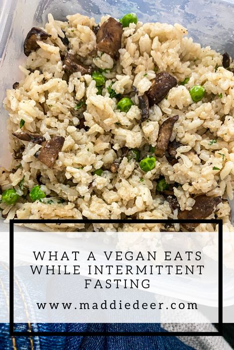 What a Vegan Eats While Intermittent Fasting Chicken Recipes Paleo, Vegan Intermittent Fasting, Wfpb Diet, Vegan Fast Food, Fast Day, Vegan Meal Plans, Recipes Paleo, Eat In A Day, Fasting Diet