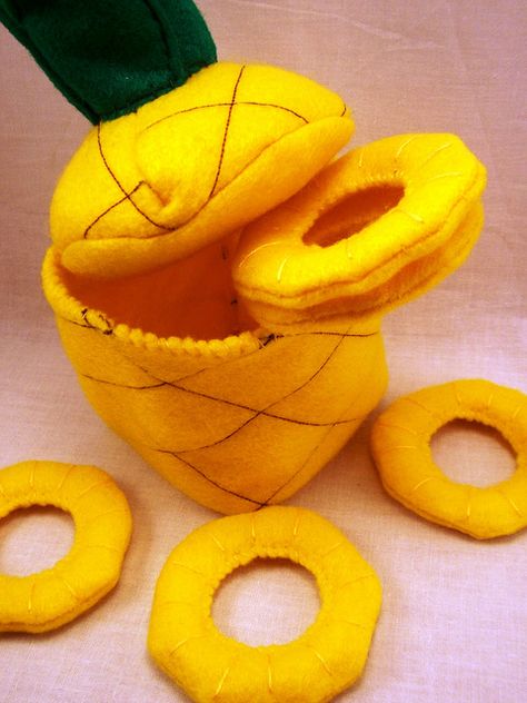 Felt Garden, Felt Food Diy, Felt Food Patterns, Felt Fruit, Felt Play Food, Food Patterns, Homemade Toys, Toy Food, Felt Food