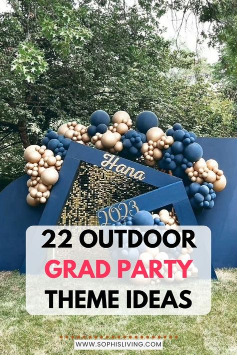 grad party theme ideas Upscale Graduation Party, Backyard Graduation Party Ideas For Boys, Table Decor Ideas Party, Graduation Set Up Ideas, High School Graduation Party Theme Ideas, Party Theme Ideas College, Backyard Graduation Party Ideas Outdoor, Graduation Theme Party Ideas, College Backyard