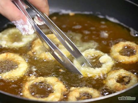 Union Rings, Fried Onion Rings, Fried Onions, Onion Rings, Fresh Vegetables, Bread Crumbs, Ketchup, Onions, Spinach