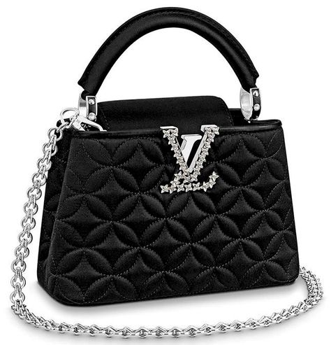 Louis Vuitton black #bag Black Designer Bags, Expensive Bag, Louis Vuitton Store, Luxury Bags Collection, Handbags Luxury, Fancy Bags, Luxury Purses, Classic Bags, Pretty Bags