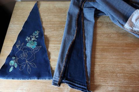 DIY Embroidered Flare Jeans – trish stitched Diy Flare Jeans, Diy Jeans Upcycle, Embroidered Jeans Diy, Cut Tshirt Designs, Pretty Summer Tops, Wide Legged Jeans, Clothes Embroidery Diy, Upcycle Clothes Diy, Embroidery On Clothes