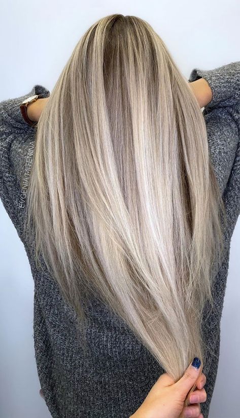 Expensive Blonde Hair, Full Blonde Highlights On Brown Hair, Expensive Blonde, Beautiful Hair Color Ideas, Mushroom Blonde, Cool Blonde Hair, Balayage Blonde, Hair Color Light Brown, Ash Blonde Hair