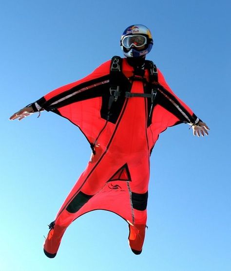 Wingsuit Flying, Air Sports, Base Jumping, Hang Gliding, Cycling Quotes, Lauren Bacall, Cycling Art, Skydiving, Action Sports