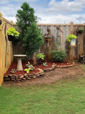 Garden Corner Ideas, Corner Landscaping, Corner Ideas, Garden Corner, Front Yard Garden Design, Garden Makeover, Rock Garden Landscaping, Diy Backyard Landscaping, Garden Yard Ideas