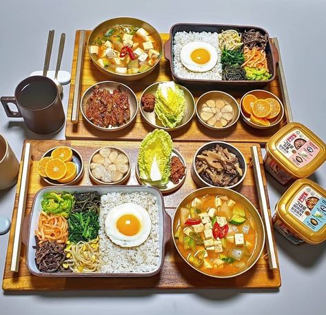 Bento Korean, Korean Bento, K Food, Food Goals, Food Journal, Food Obsession, Cafe Food, Interesting Food Recipes, Asian Food