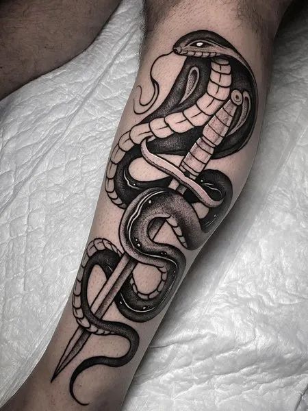 Snake Leg Tattoo Snake Around Arm Tattoo, Tattoo Cobra, Rip Tattoos For Dad, Traditional Tattoo Black And Grey, Snake Tattoo Meaning, Fenrir Tattoo, Traditional Snake Tattoo, Arm Tattoos Black, Tato Tradisional