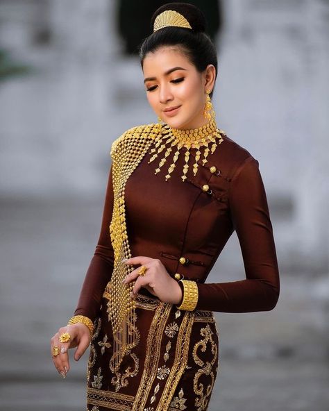 Clothing Pattern Design, Ceremony Dress, Dress Rehearsal, Traditional Dresses Designs, Myanmar Traditional Dress, Myanmar Dress Design, Ceremony Dresses, Batik Fashion, Dress Design Patterns