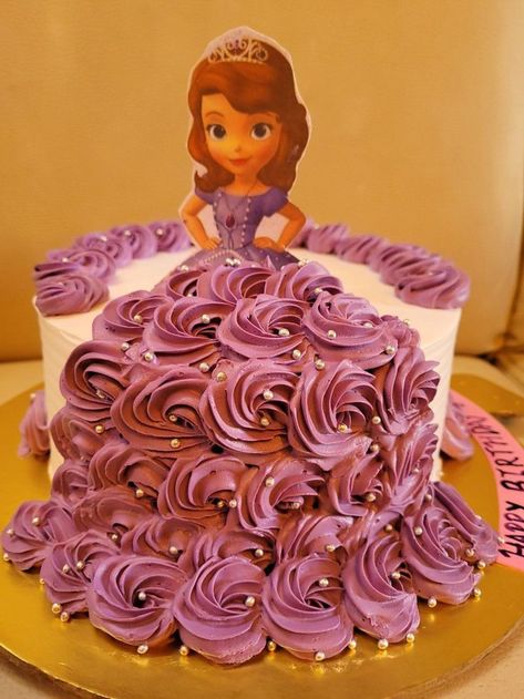 Princess Sofia Birthday Cake Designs, Chocolate Princess Cake, Doll Cakes Ideas Princess, Sofia Cake Design, Purple Theme Cake, Doll Theme Cake, Princess Cake Design, Princess Cake Ideas, Doll Cake Design