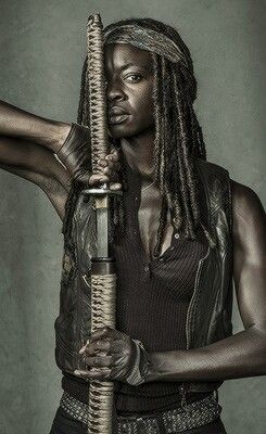 Michonne - The Walking Dead Walking Dead Characters, Walking Dead Art, Danai Gurira, Hemlock Grove, The Walking Dead Tv, Walking Dead Cast, Dead Zombie, Andrew Lincoln, Fear The Walking