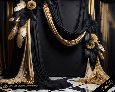 Masquerade Party Backdrop Ideas, Black And Gold Draping Backdrop, Great Gatsby Photo Backdrop, Great Gatsby Prom Decorations, Gala Photo Backdrop, Masquerade Backdrop Ideas, Mascarade Party Decorations, Black And Gold Party Ideas, Black And Gold Wedding Decorations