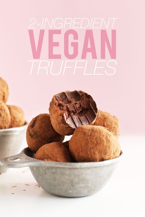 Healthy Vegan Dessert, Vegan Truffles, Coconut Dessert, Dark Chocolate Truffles, Coconut Milk Recipes, Minimalist Baker, Brownie Desserts, Desserts Vegan, Truffle Recipe Chocolate