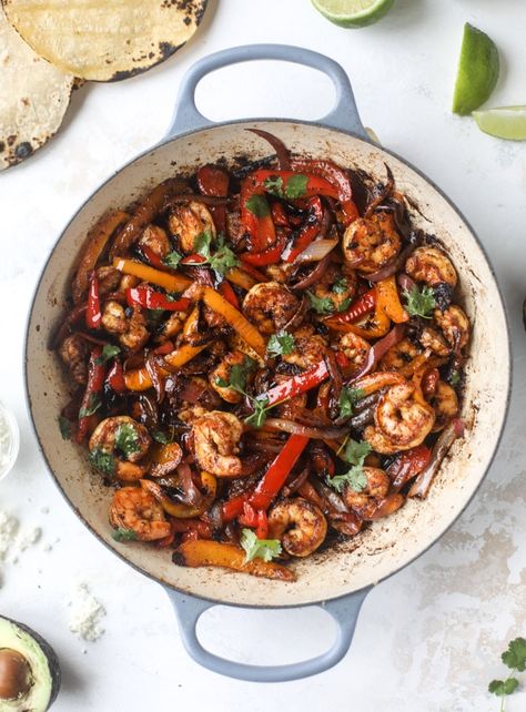 These shrimp fajitas are absolutely delicious and super simple to prepare! They start witha homemade adobo seasoning and marinate for 30 minutes. Once you cook the peppers,onions and shrimp, you're ready to go! Best fajitas ever! Adobo Shrimp, Fajitas Shrimp, Best Fajitas, Shrimp Fajitas Recipe, Shrimp Fajita Recipe, Fish Dinners, Fajita Spices, Fish Entrees, Cozy Recipes