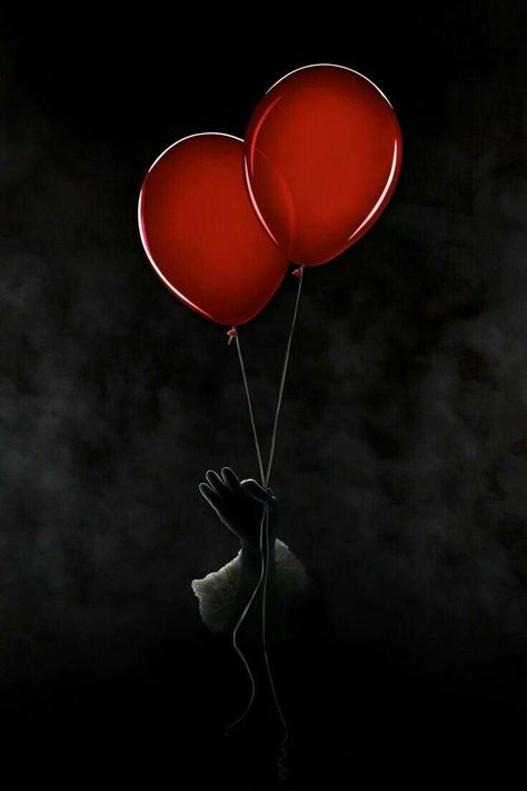 Es Pennywise, Movie Screening, Pennywise The Clown, Pennywise The Dancing Clown, Scary Wallpaper, Horror Movie Icons, Horror Movie Art, Halloween Wallpaper Iphone, Red Balloon