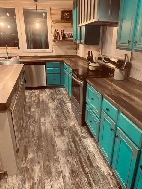 #western #westernkitchen #turquoise #kitchenideas #westernideas #westernhome #westerhomedecor Teal Cabinets, Western House, Ranch House Decor, Western Bedroom Decor, Western Kitchen, Small Kitchen Remodel, Rustic Kitchen Design, Western Home, Western Homes