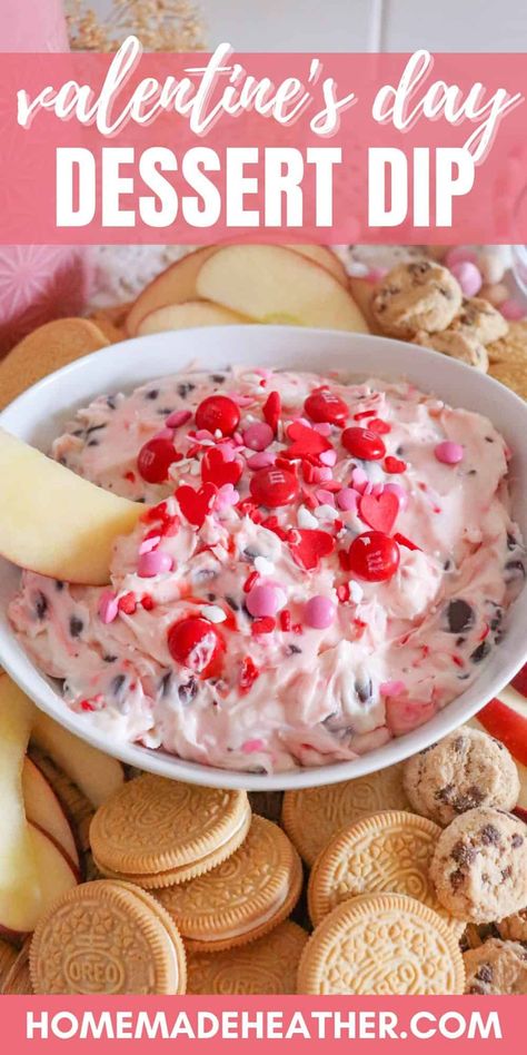 Valentines Appetizers, Valentines Healthy Snacks, Easy Dessert Dips, Chocolate Chip Dip, Valentines Party Food, Dessert Dip Recipes, Valentines Recipes Desserts, Dessert Dip, Valentines Snacks