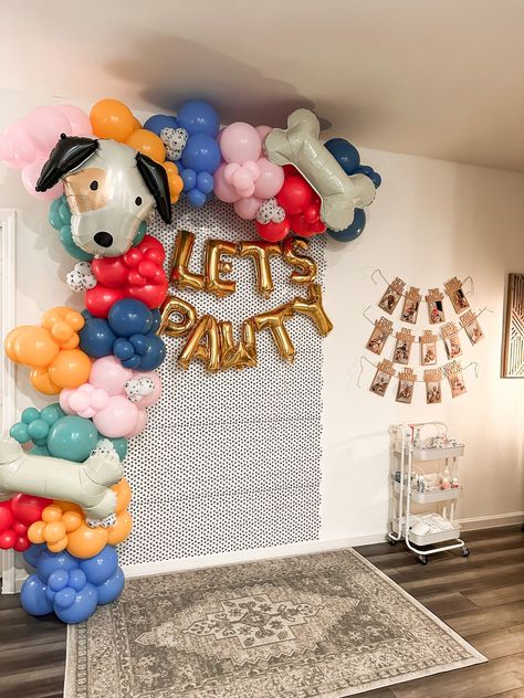 Birthday Decorations For Dogs, Dogs Birthday Ideas Decorations, Dog Fiesta Party, Dogs 1st Birthday Ideas Puppy Party, Dog’s Birthday Party, 1 Year Puppy Birthday, First Birthday For Dog Puppy Party, Dog Birthday Balloon Garland, Dog Half Birthday