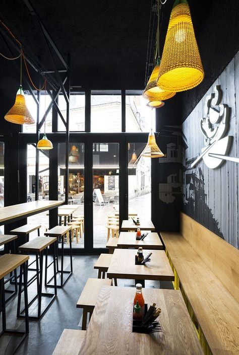 Narrow Restaurant, Restaurant Table Design, Concept Restaurant, Small Restaurant Design, Modern Restaurant Design, Coffee Shop Interior Design, Small Restaurant, Pub Design, Small Restaurants