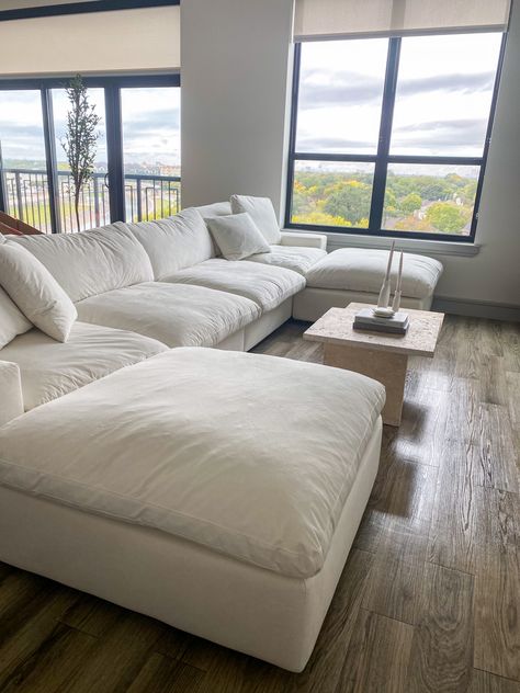 Cloud Couch Living Room, Comfy Sofa Living Rooms, White Couch Living Room, Big Couch, Couches Living, Latest Sofa Designs, White Couch, Comfortable Couch, Future Apartment Decor