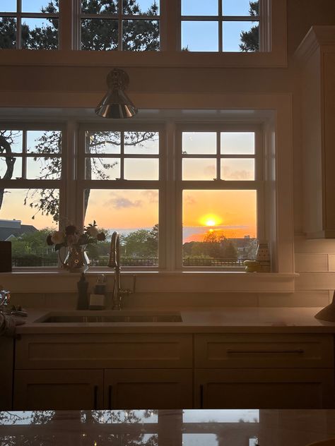 this sunset was captured in my capw house kitchen last week! Sunset Kitchen Aesthetic, Playlist Sketchbook, House With Lots Of Windows, Beach Side House, Rich Kitchen, Sunset Kitchen, Sunset House, Mediterranean Homes Exterior, House Aesthetics